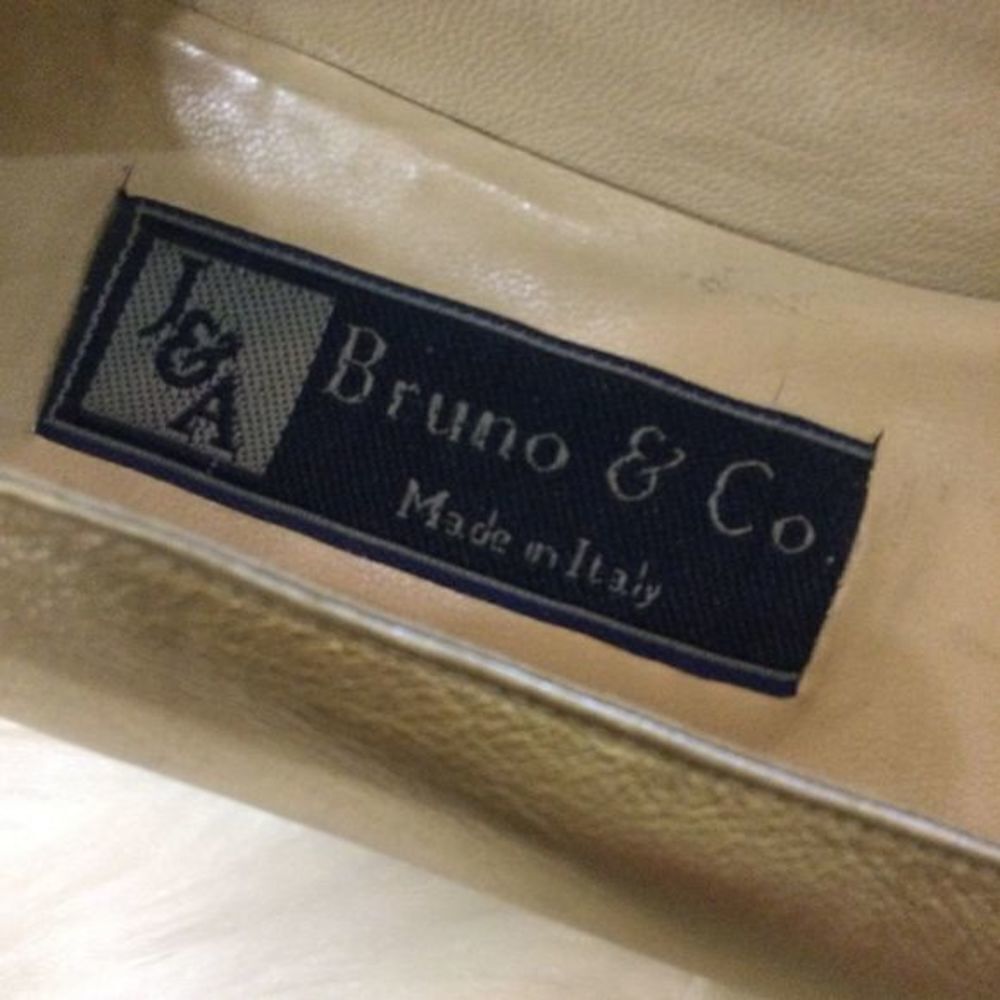 Bruno & Co Metallic Gold Leather Italian Flats Size 6 - Picture 10 of 12